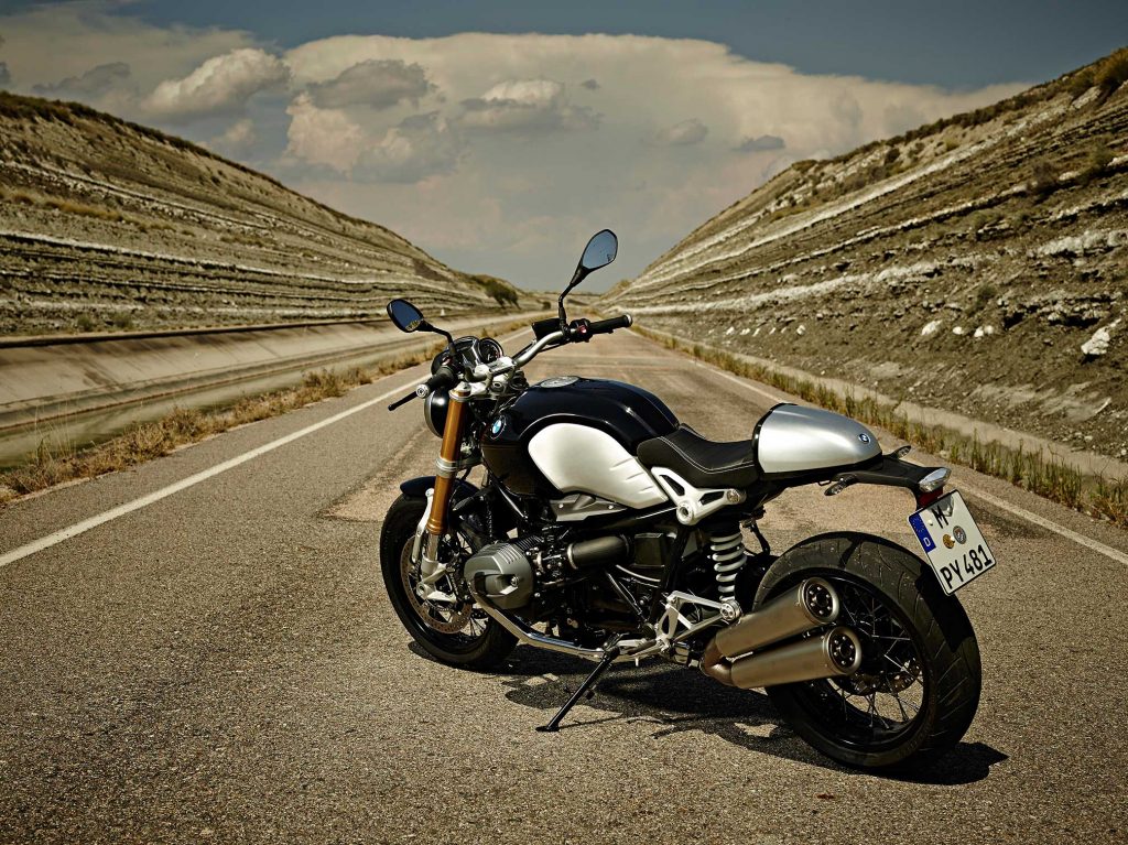 2016-BMW-RNineT1