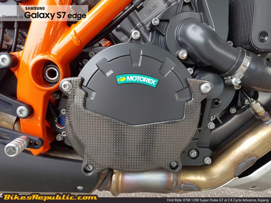 BR_Samsung_First_Ride_KTM_1290_Super_Duke_GT_-7