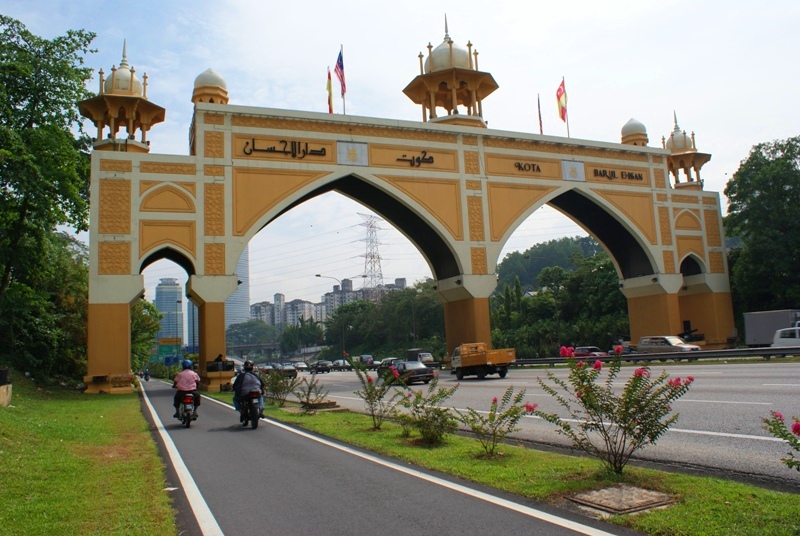 Rm3 13 Million To Fix Federal Highway Bike Lane Finally Motorcycle News Motorcycle Reviews From Malaysia Asia And The World Bikesrepublic Com Rm3 13 Million To Fix Federal Highway Bike Lane Finally Motorcycle News Motorcycle Reviews From Malaysia Asia And The World Bikesrepublic Com