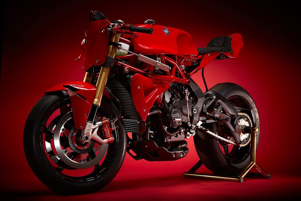 MV-Agusta-Brutale-Ago-TT-Deus-ex-Machina-LA-3