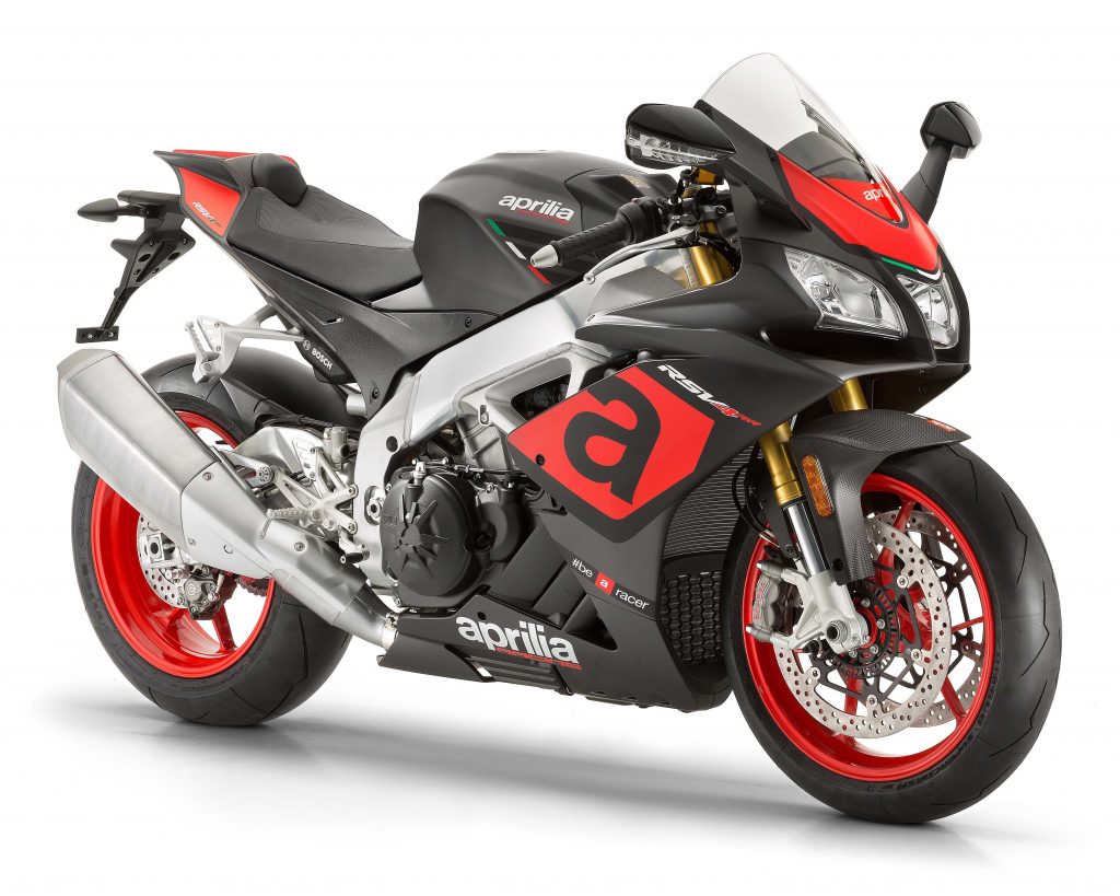 2017-aprilia-rsv4-rr-01