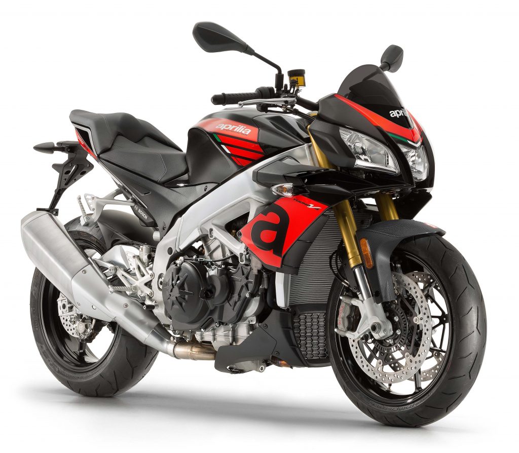 2017-aprilia-tuono-v4-1100-01