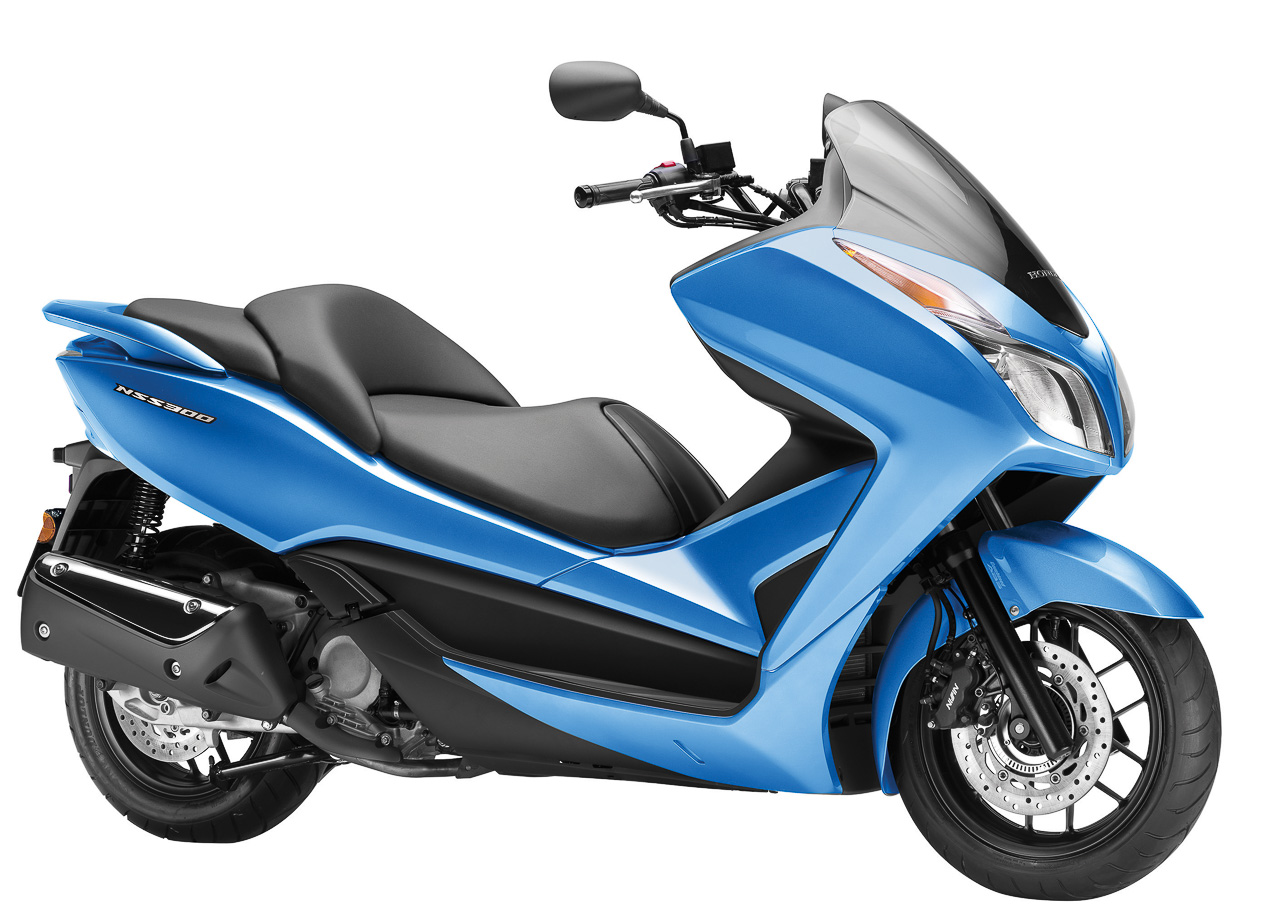 New Colour for the Honda PCX and NSS300 - Candy Caribbean Blue Sea ...