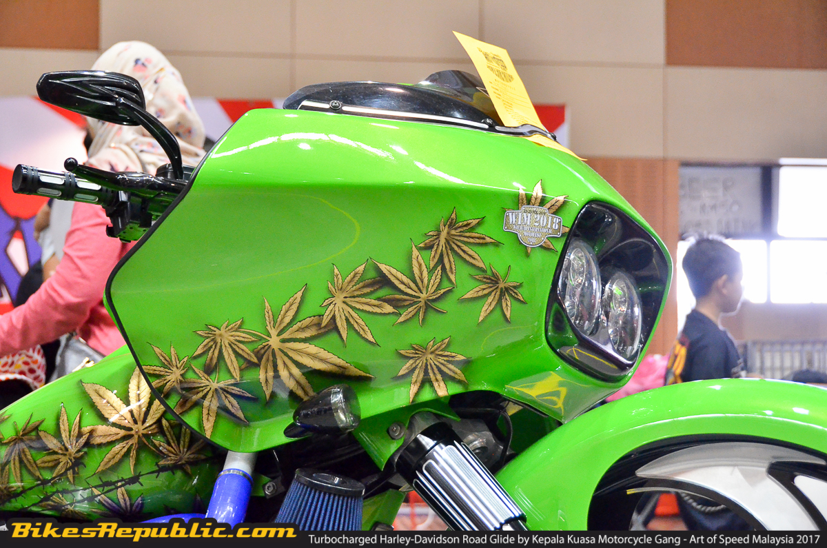 Turbocharged Harley Davidson Road Glide Mean Green Turbo Machine Motorcycle News Motorcycle Reviews From Malaysia Asia And The World Bikesrepublic Com Turbocharged Harley Davidson Road Glide Mean Green Turbo Machine Motorcycle News Motorcycle Reviews From Malaysia Asia And The World Bikesrepublic Com