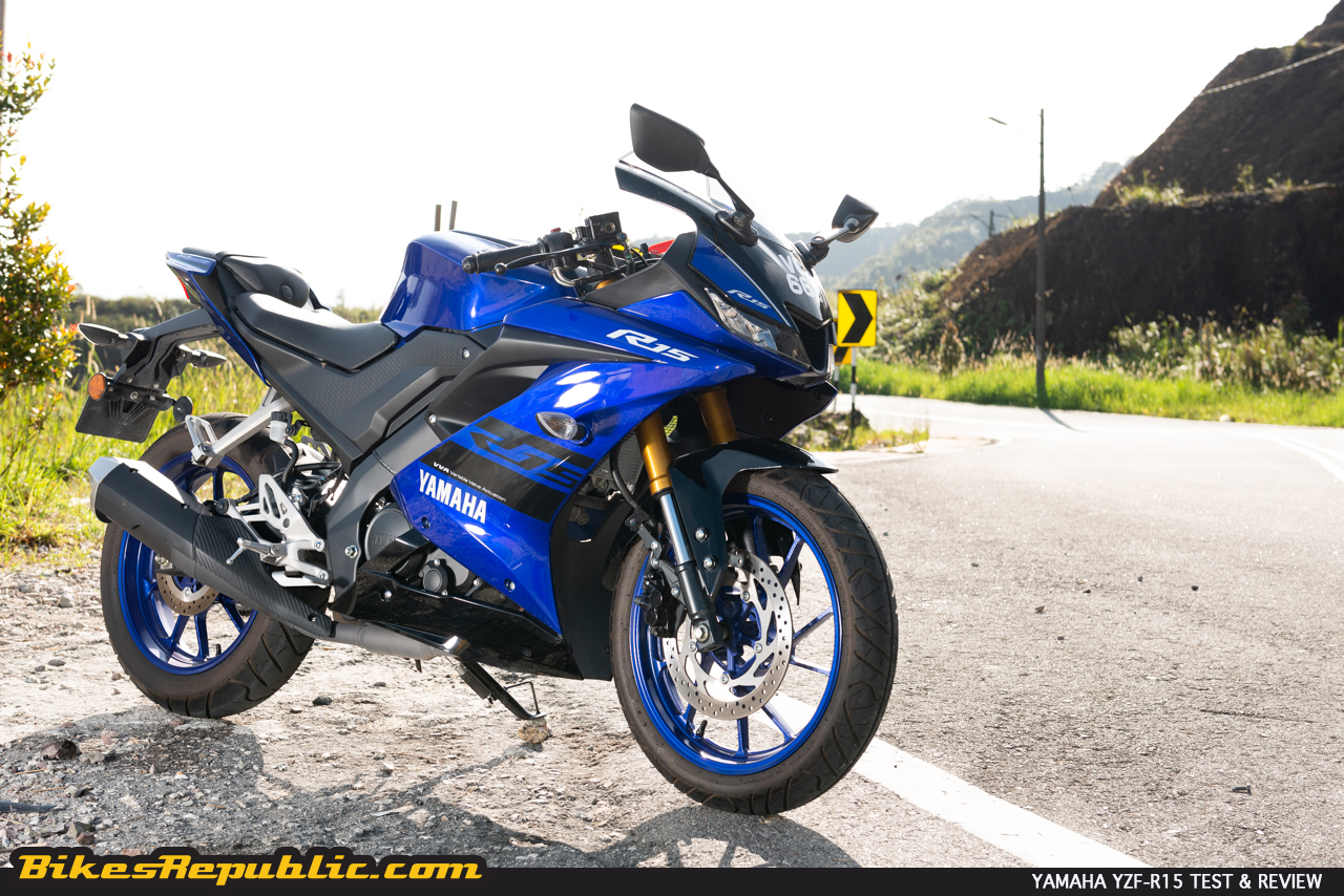 Yamaha YZF-R15: Test & Review - "Great stuff in a small package ...