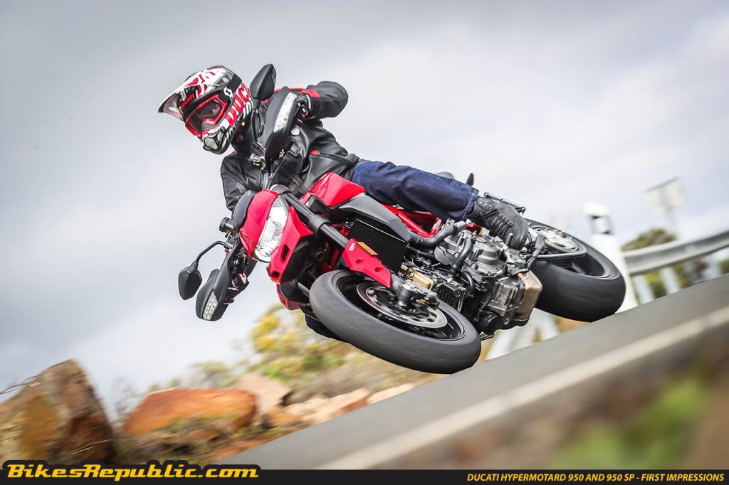 Get The New Ducati Hypermotard And Enjoy A Complimentary Peak V5 Helmet