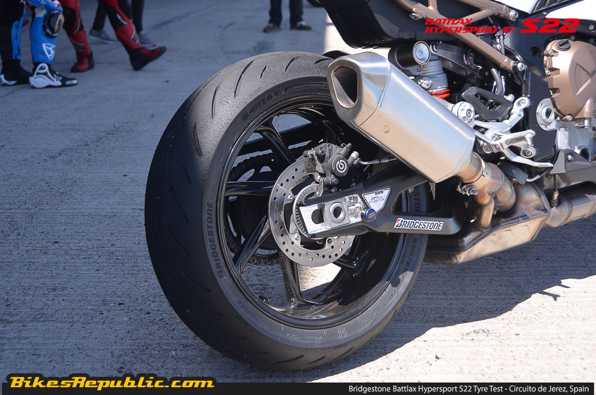 REVIEW Bridgestone Battlax Hypersport S22 Best Street Tyre Yet review-bridgestone-battlax-hypersport-s22-best-street-tyre-yet