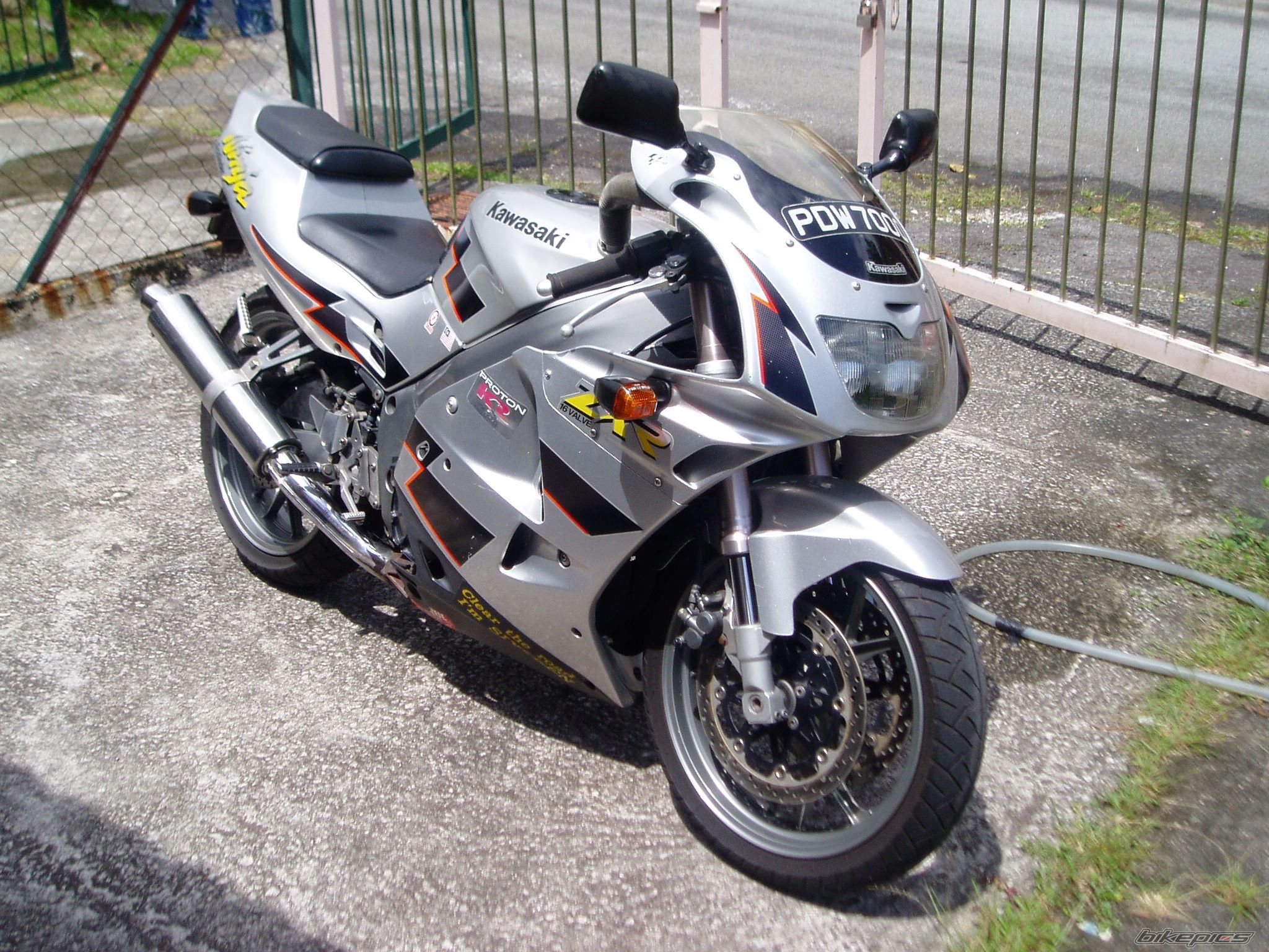 Is A Kawasaki Ninja Zx25r Inline Four In The Works Bikesrepublic