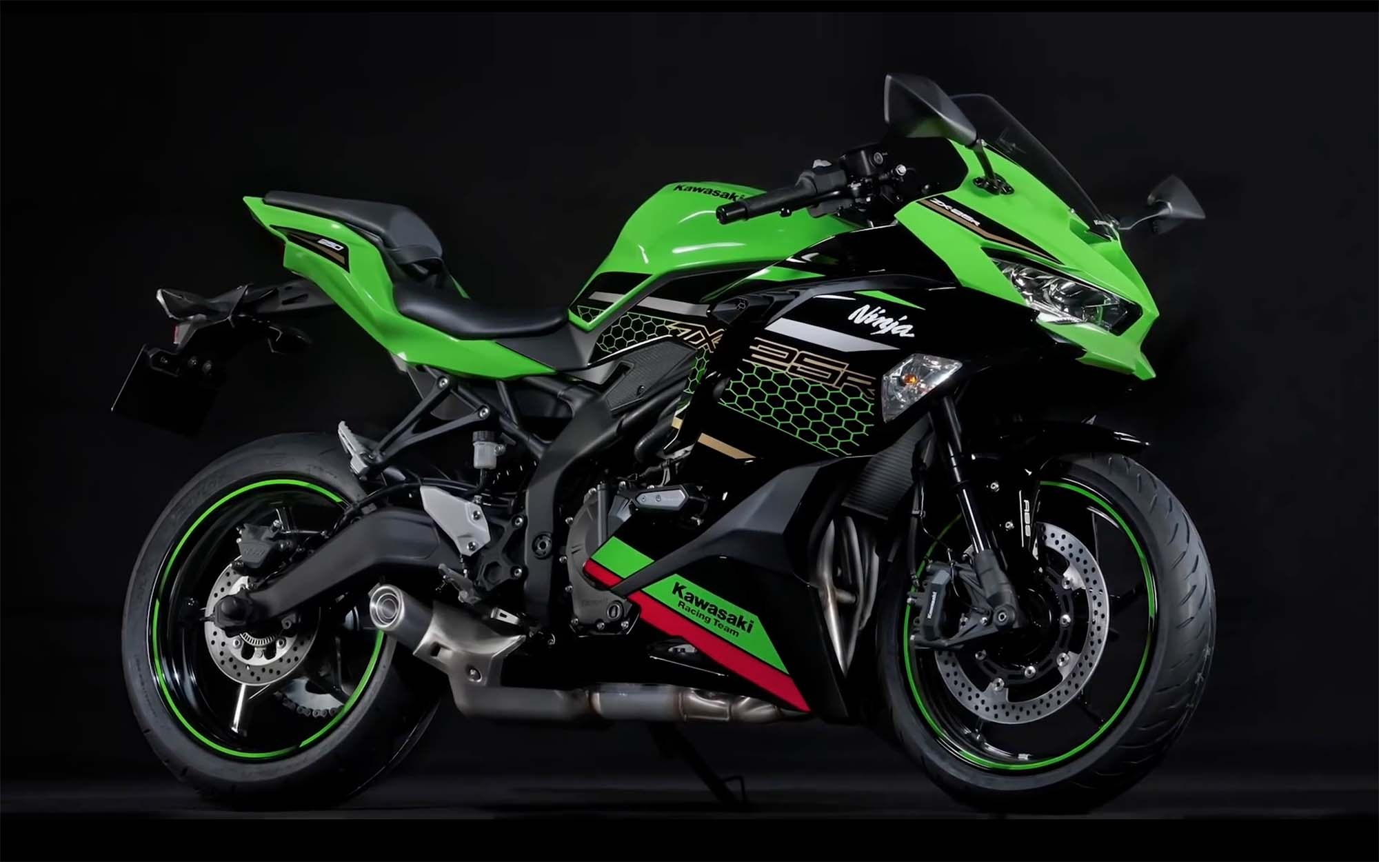 areal Konsulat højdepunkt 2020 Kawasaki Ninja ZX-25R price announced in New Zealand – RM44k! -  Motorcycle news, Motorcycle reviews from Malaysia, Asia and the world -  BikesRepublic.com