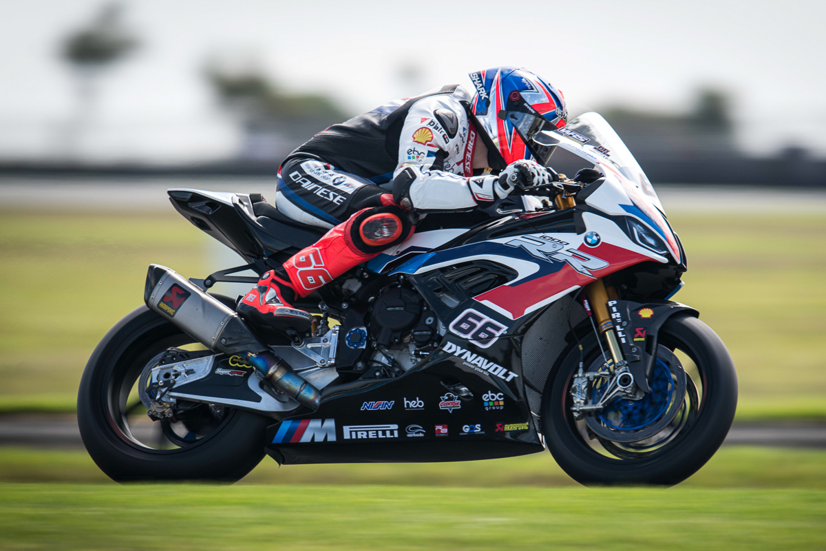 Will the 2020 BMW S 1000 RR dominate WorldSBK this season? BikesRepublic