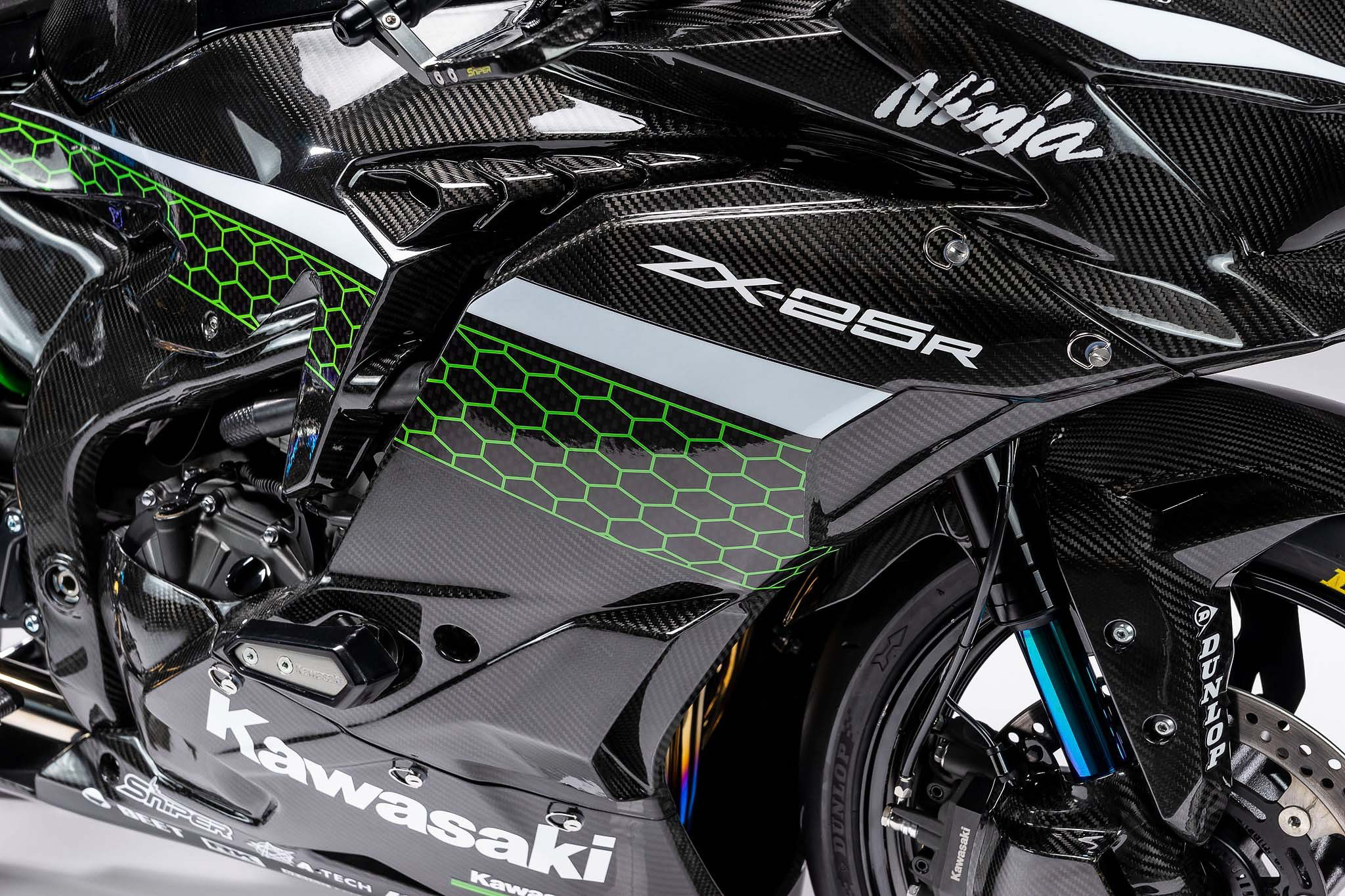 Kawasaki zx25r Carbon