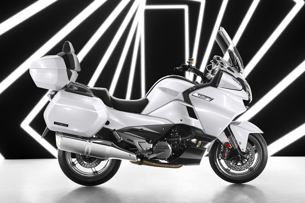 CF Moto 1250 gt