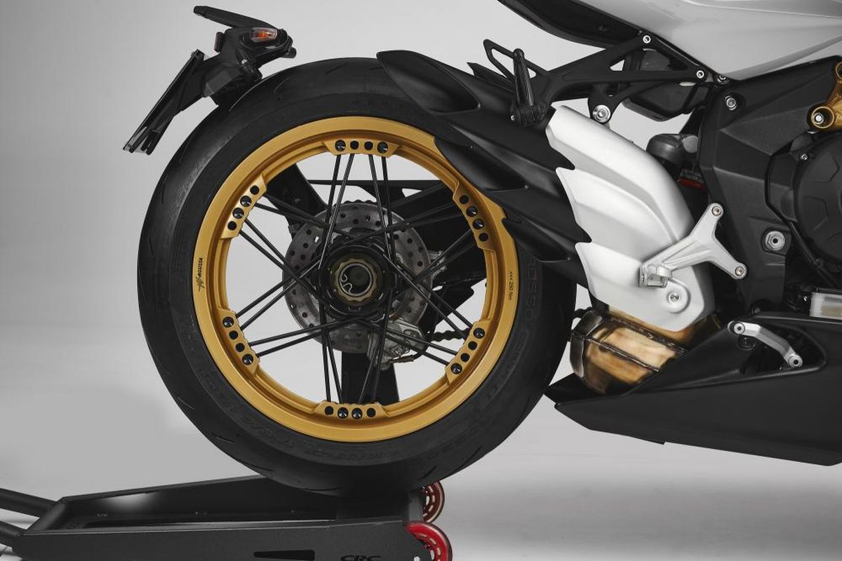 MV Agusta SUPERVELOCE S 2021