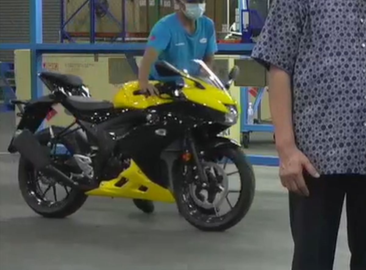 Suzuki 150 big bike discount