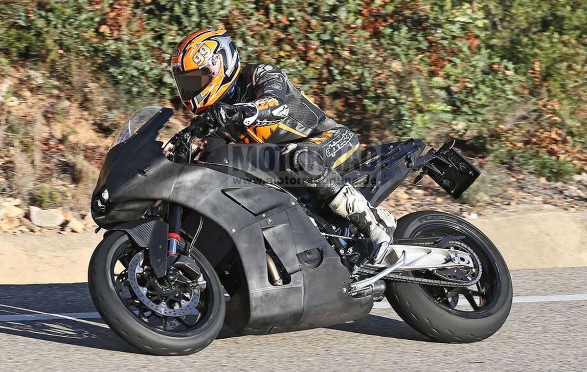 KTM-RC-8C-Road-Version-2.jpg