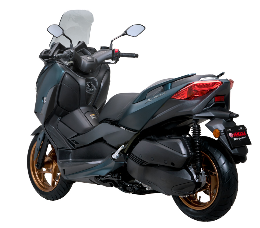 yamaha-xmax-250-2022-matte-green-2 - Motorcycle news, Motorcycle reviews from Malaysia, Asia and the world - BikesRepublic.com