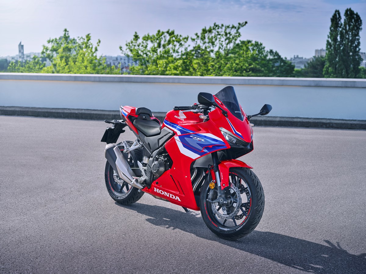 New Honda CBR500R Boasts Aggressive New Design And Updated Electronics