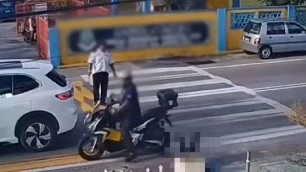 Langgar murid sekolah